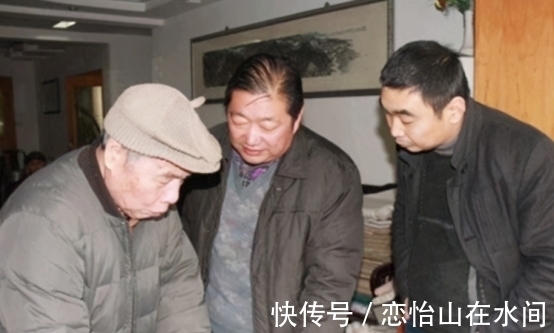 书法家#2016年,重庆老书法家李逸野,因不满丑书当道,专程写退书协声明