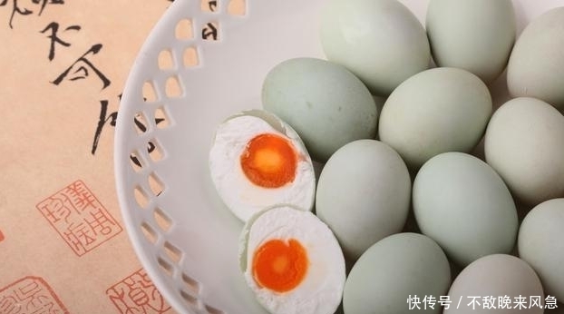 血液粘稠|血液为什么粘稠?多半是吃出来的,医生奉劝,这3类食物,不要碰