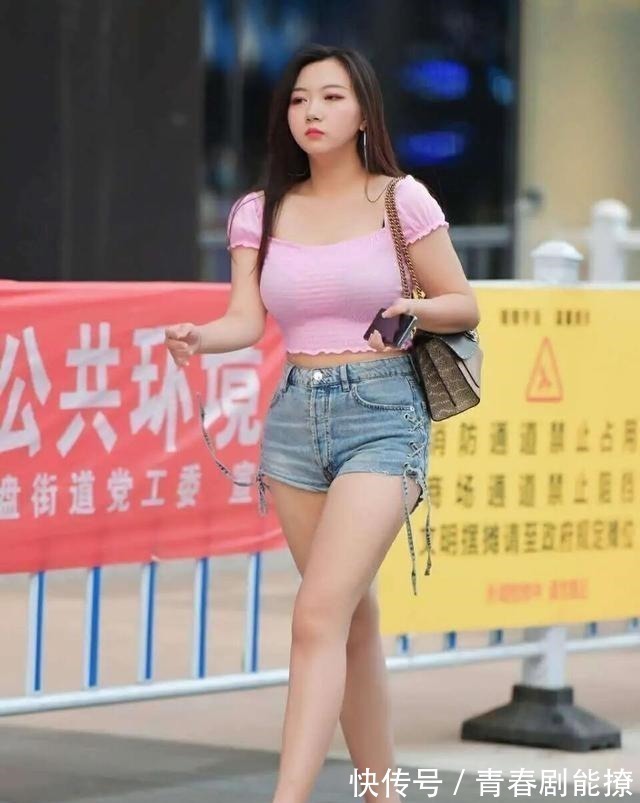 风格感 瑜伽裤让你体验不同风格感,穿起来更随意,美感更突出!