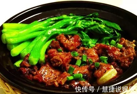 搅拌均匀|米饭新吃法，不用再另外炒菜，老公连吃3碗，锅巴都不剩下！