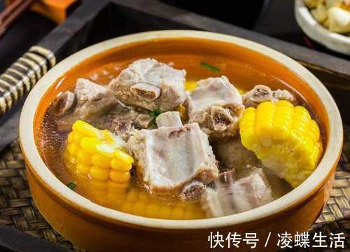 肋排|排骨不要只挑粗的买,老师傅教你3个妙招,挑到的排骨新鲜又好吃