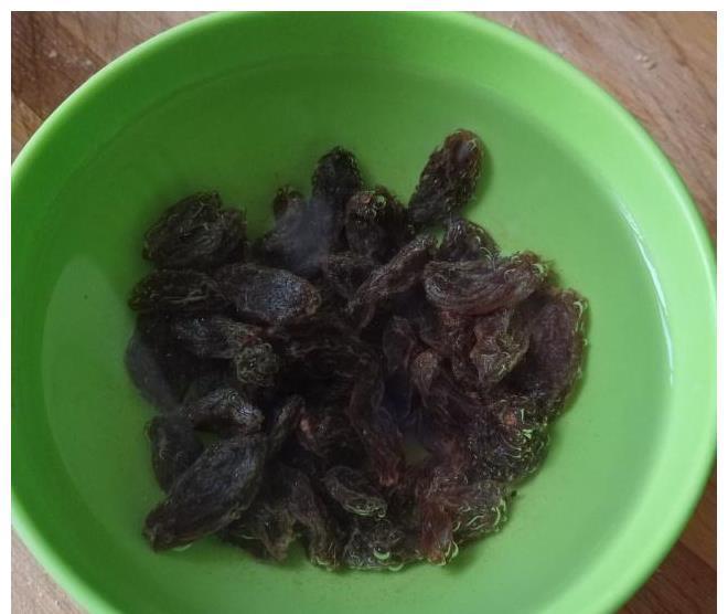 吐司丁|不打发，不过滤过筛，在家做吐司蛋奶烤布丁，营养美味又健康