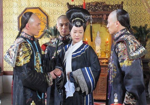 四阿哥|这个宫女真厉害,从端茶递水成为四大妃子之一,儿子被立为储君