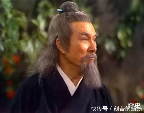 以裘千仞为参照欧阳锋和金轮法王决战,结果一目了然