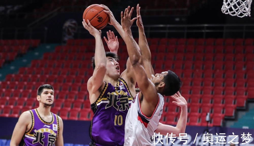 广州队|体育直播!北控碰辽宁放手一搏,杨鸣镇定思痛,拒绝再爆冷