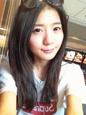 |搞笑GIF：今天和女朋友出门忘记带药怎么办