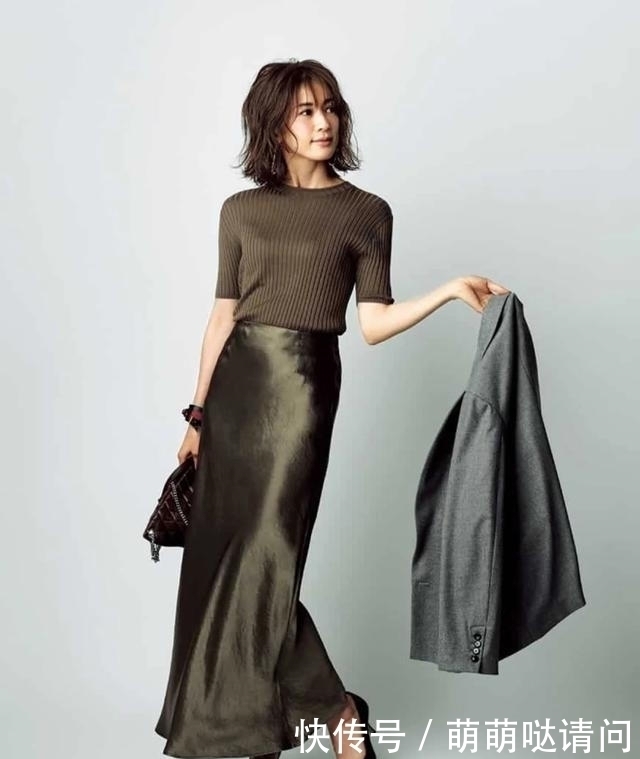 完美|日本女性真爱美,哪怕天冷依旧穿裙装,完美诠释秋季浪漫