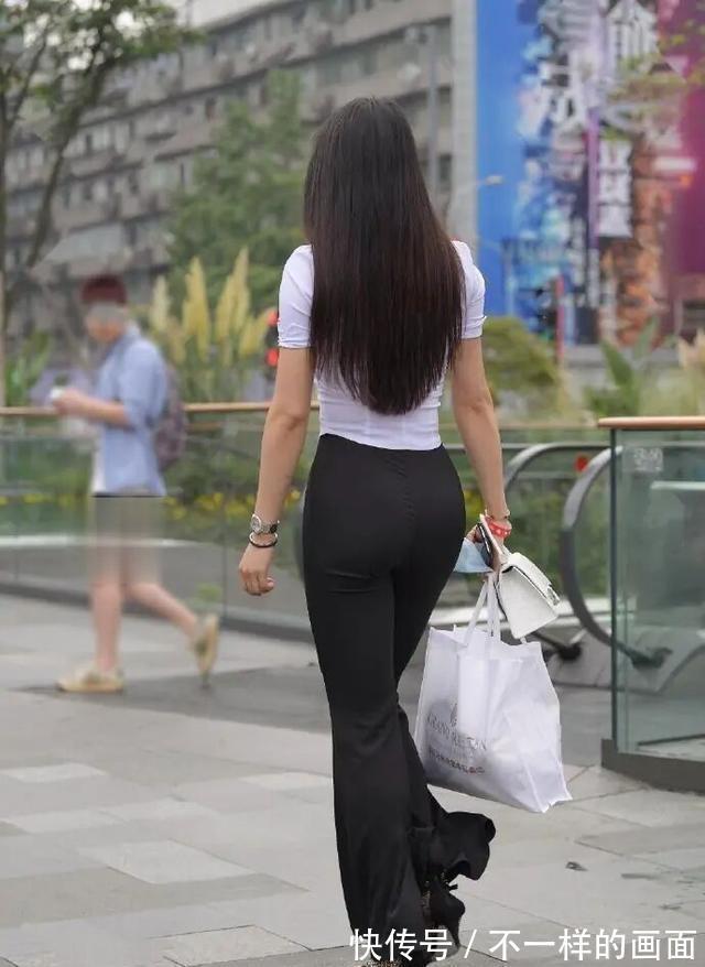 挺括度 贴身包臀的打底裤,不仅彰显个性而且美丽大方,简单好学
