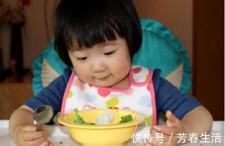 积食|3种食物浪费钱还影响发育,家长再给孩子吃,孩子易积食长不高