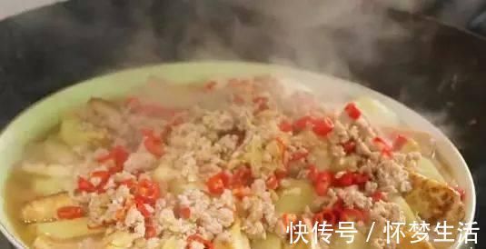 土豆蒸豆腐|豆腐和它是绝配蒸一蒸就搞定，补钙效果比牛奶还好，孩子要多吃