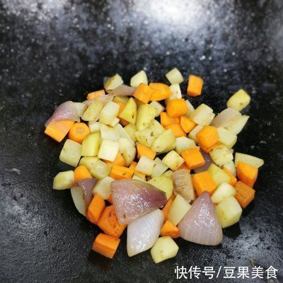 牛腩|丰富餐桌味——好吃到飞起的美味咖喱牛腩