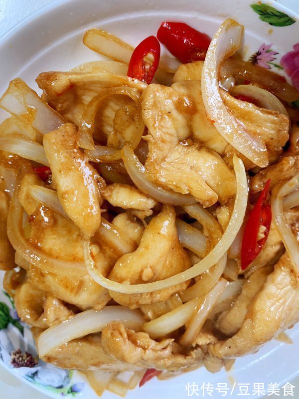 没有人可以逃得过洋葱熘鸡片的美食诱惑