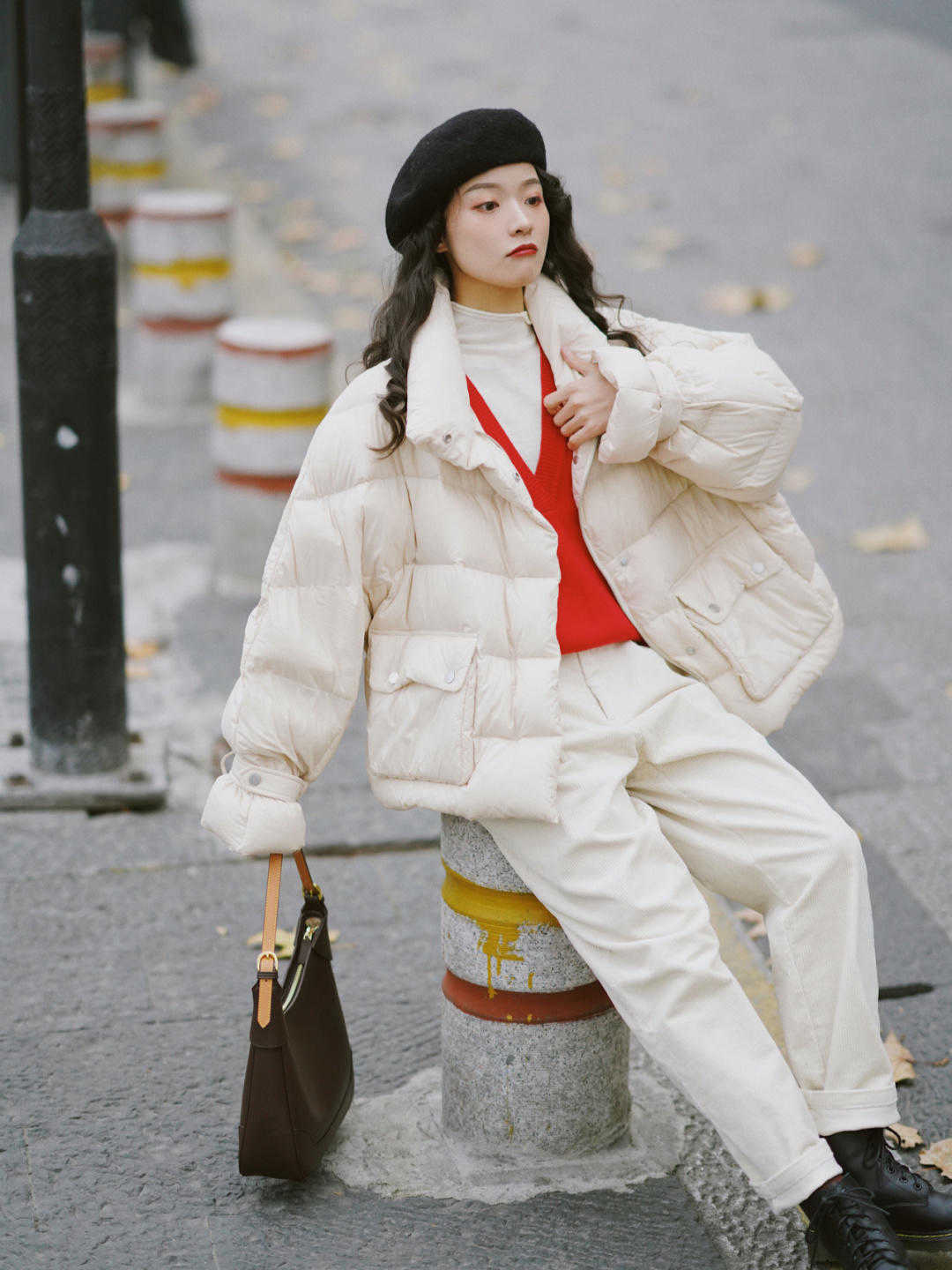 呆板|今年羽绒服流行选短不选长,穿着保暖时尚又显高,小个子也喜欢