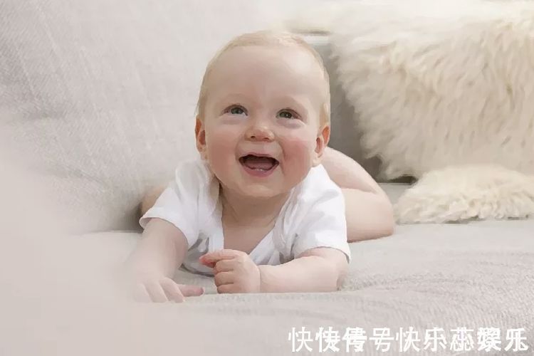 婴幼儿|宝宝睡醒后做这三件事,说明左脑发育更完善,以后学习会更有优势