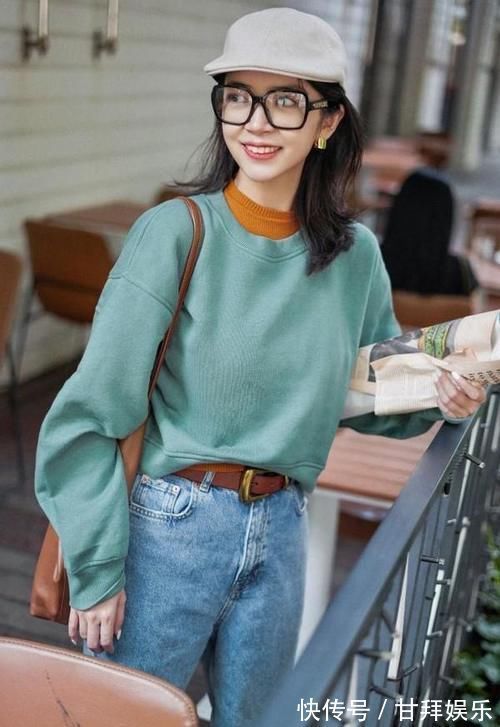 色系|女人过了40岁,少穿黑白灰!多穿这个“年轻色”,时髦显白超气质