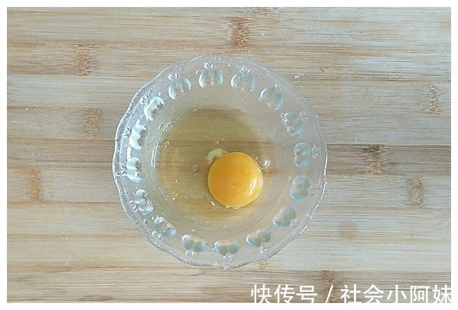 发面葱花饼的简单制作方法,手不沾面,学会不用天天吃馒头花卷了