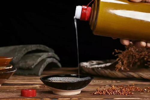 浊变|你喝的酱酒真的是酱酒吗?