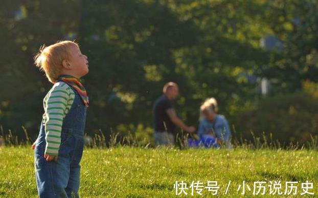 父母|孩子有这4个“坏习惯”,说明你把他养得很好,父母就放宽心吧