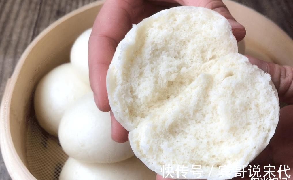 面团|无论蒸包子或馒头,记住4个技巧,蒸好后不回缩不塌陷,又香又甜