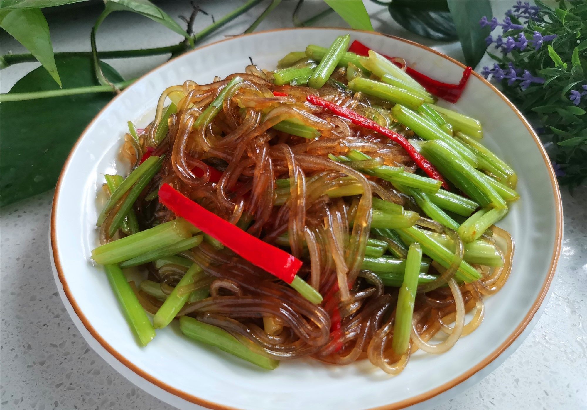 用时|土豆粉条用开水还是冷水泡好?土豆粉条正确泡发方法,不粘不碎