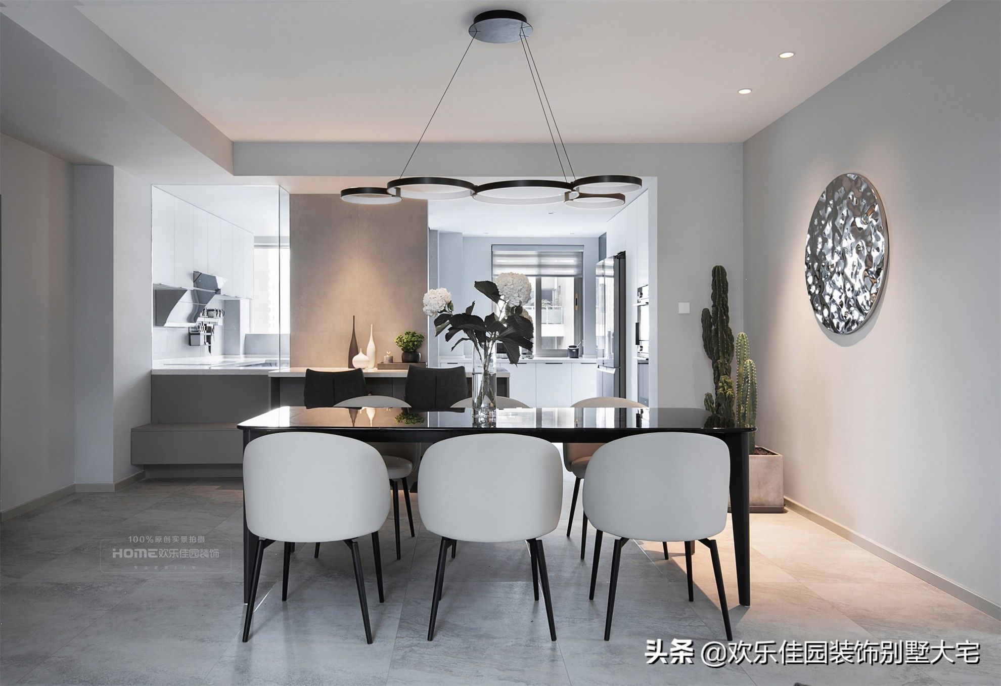 空间|300平现代简约复式，楼梯改造方案绝了