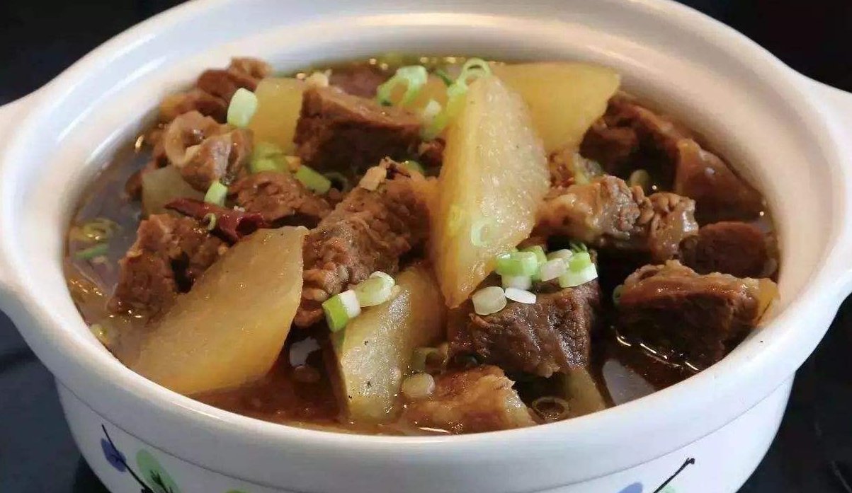  冬天|冬天可以不吃肉，但不能不吃白萝卜，营养又美味