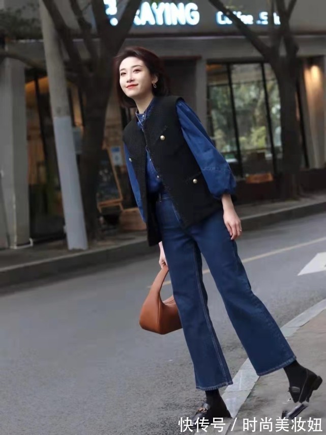 牛仔 平平无奇的“牛仔衬衫”,用这4种搭配技巧,洋气又显气质