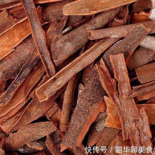 羊肉汤|炖羊肉，千万别忘记放这4样香料，汤汁浓郁奶白，肉质软烂不柴