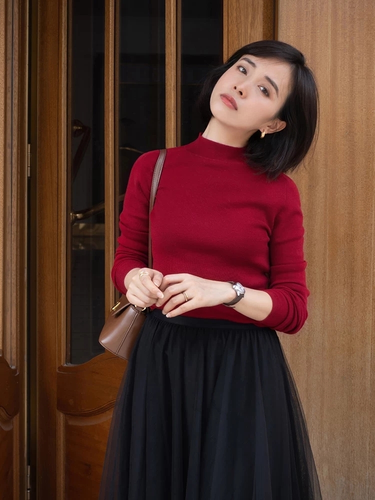 百搭|时髦女人都不会乱穿，看看这些日常百搭的基础款穿搭，高级又温柔