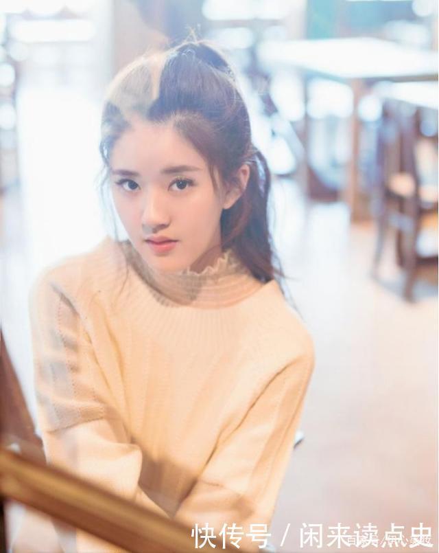 丸子头失宠了今年这3款发型才最火,简单易上手,懒人也能扎