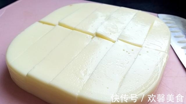 炼乳|“它”入口即化,春节孩子都抢着吃,简单又快手,买袋牛奶就能做
