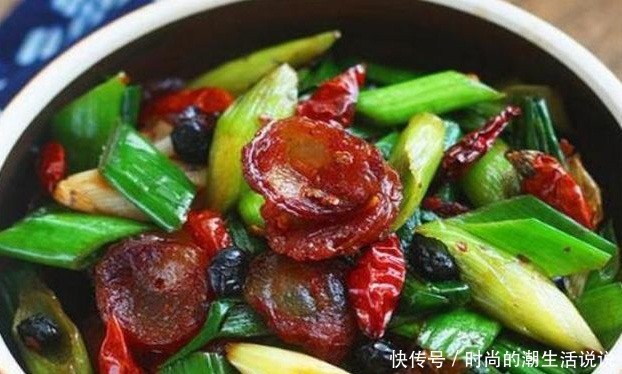 香芹|家常菜蒜子青椒炒鸡块、回锅香肠、香芹腊肉
