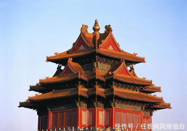 围墙|墙后那些事墙外是生活、墙内是约束,而你的选择会让我很期待着