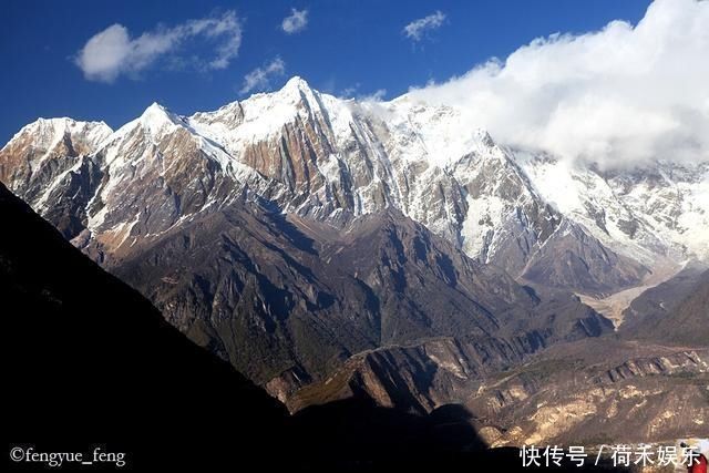 波密桃花开当桃花与雪山相遇，便成为云上仙境