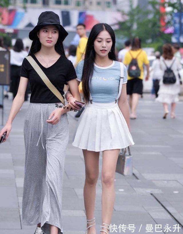 大长腿 咖啡色的瑜伽裤搭配实力显瘦,秒变大长腿