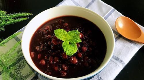 补血|女人多喝这碗“补血养颜粥”,气色好,更漂亮,尤其贫血要多喝