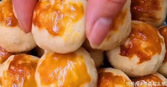 快过年了,这道甜点一定做,做法简单,好吃营养,吃一口酥的掉渣