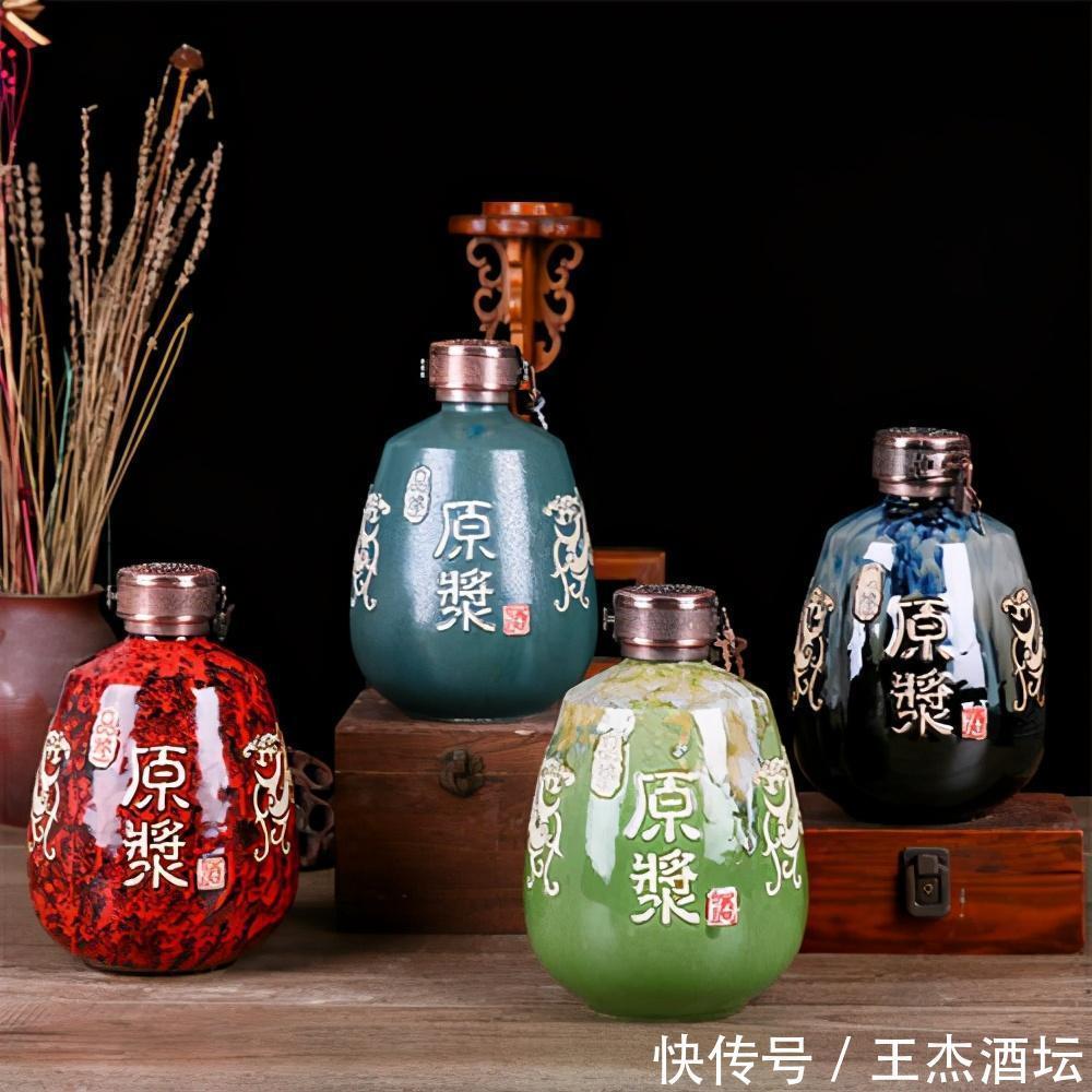 存酒|为何喜用陶瓷酒坛存酒?分析瓷坛存酒的利与弊,主要有这几点