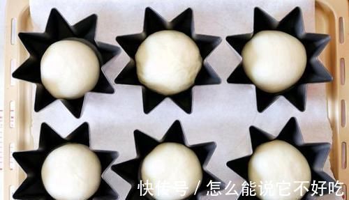 面团|还在买面包?5分钟教大家家制作金枪鱼面包,大人小孩都爱吃