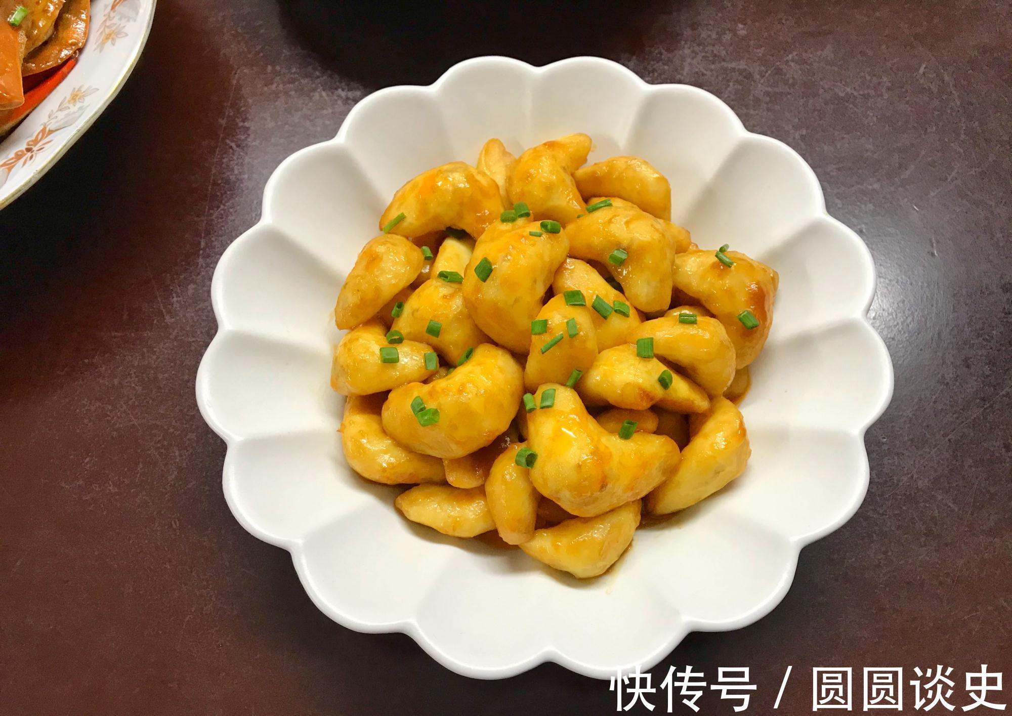 一家三口的家常晚餐，荤素三个菜，营养低脂，花钱不多吃得香