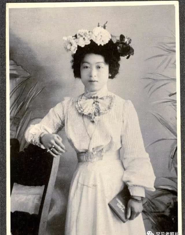 宋氏|年轻的梅兰芳,年老的李鸿章,青春的康有为女儿和中年的宋氏三姐妹父母