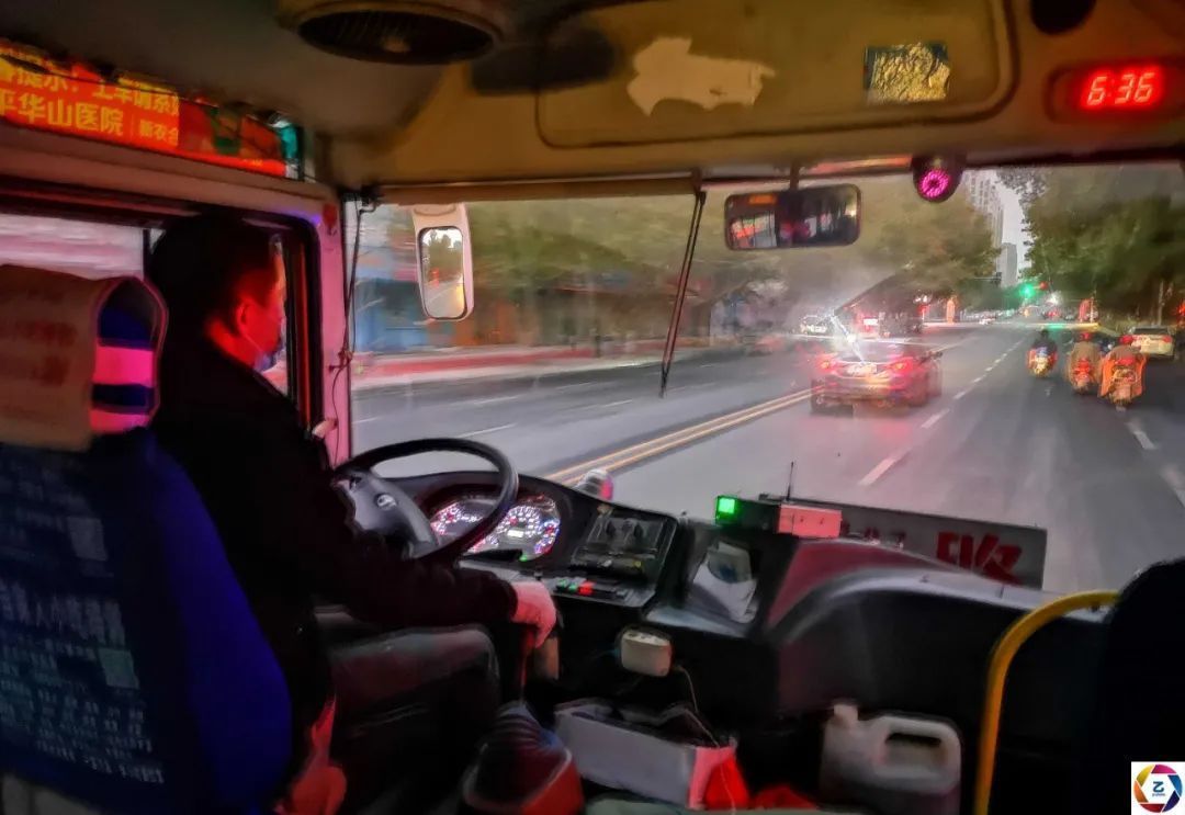 桐桐|漂亮女童身怀“特异功能”,没有痛觉,不会出汗,爸妈却因她流泪