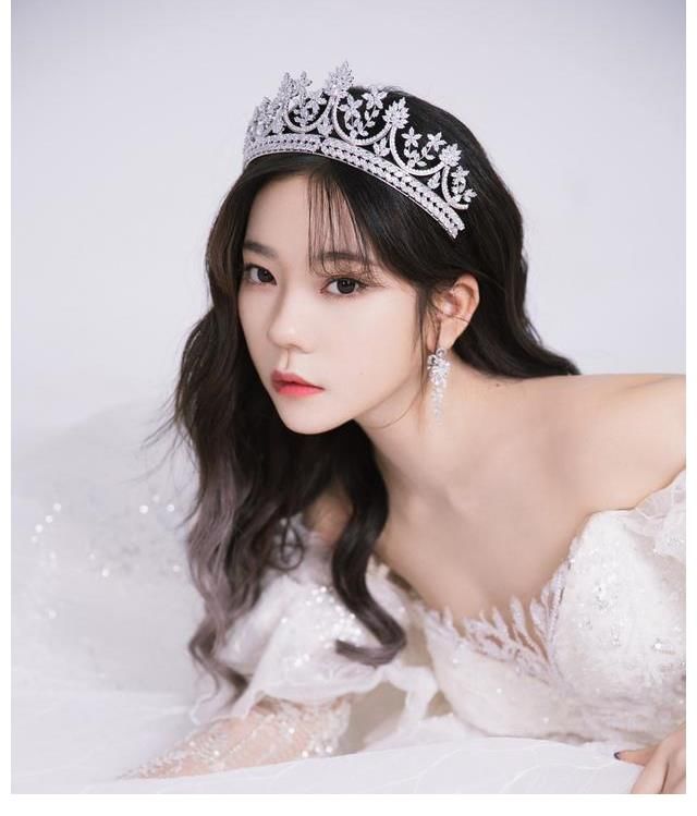 张紫宁《夫人，你不对劲》横店开机，可盐可甜的杜若菲来了