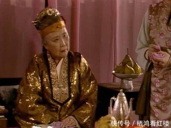 元春|睿智而慈悲的贾母,为何眼看迎春掉入火炕,却袖手旁观置之不理?