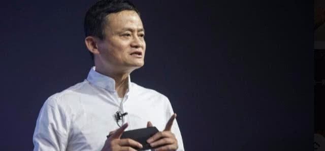 团购物|拼多多越来越火，为什么淘宝并不慌？光看这2点，淘宝就赢了