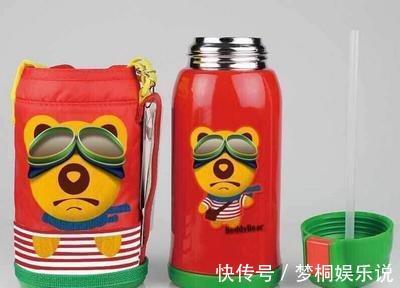 热水|央视多次曝光!保温杯变成“索命杯”,热水倒进去2秒就变成毒水