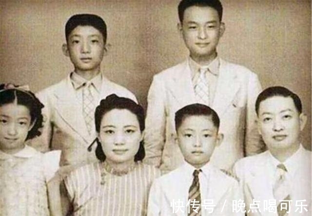 相处|2女共侍一夫,却相处融洽,生前“三人行”,死后埋入同一墓穴