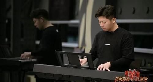 陳小春|《披哥》四公最大遺憾，不是唱錯歌詞的張淇，而是張晉組這張王牌