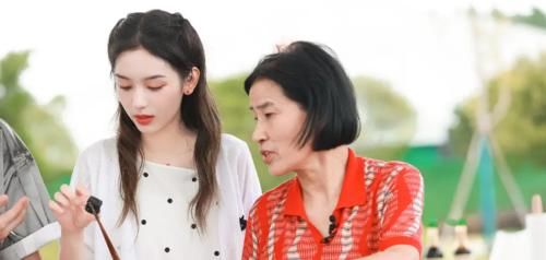 嘉賓|不會做飯也能開店？號稱弘揚(yáng)美食文化的《中餐廳》越來越像過家家