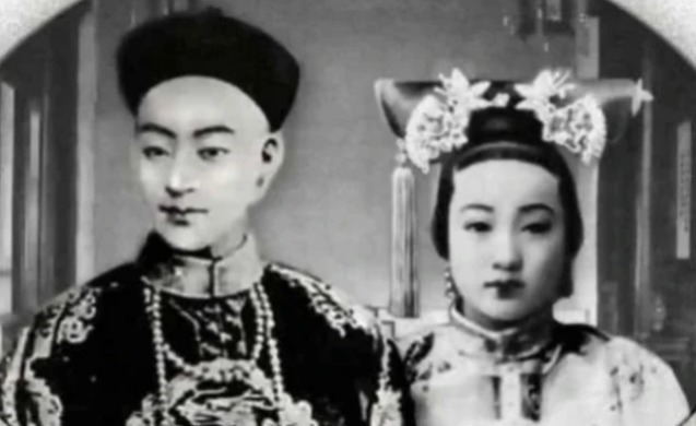 投进去|故宫井口那么小，珍妃为何能被投进去？老太监晚年说出真相